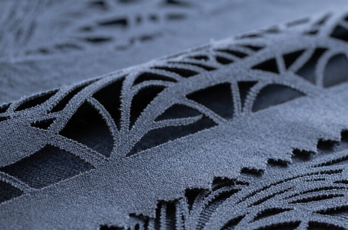 Πλεονεκτήματα της κοπής με λέιζερ για υφάσματα και η σημασία των συστημάτων ελέγχου λέιζερ