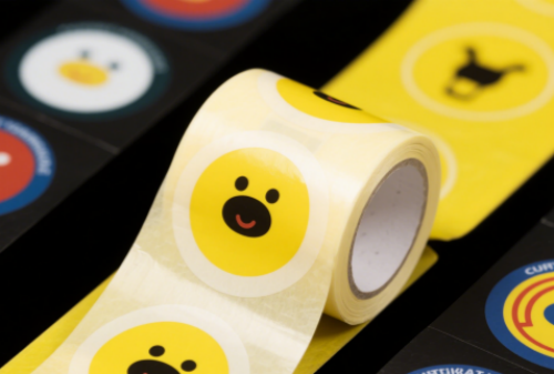 Κάντε επανάσταση στη ροή εργασίας της αυτοκόλλητης ετικέτας χρησιμοποιώντας το προηγμένο σύστημα ελέγχου λέιζερ